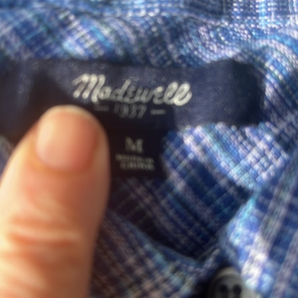 Madewell Button Down 2 Pocket Shirt in Blue Multi Size Medium - Picture 4 of 5